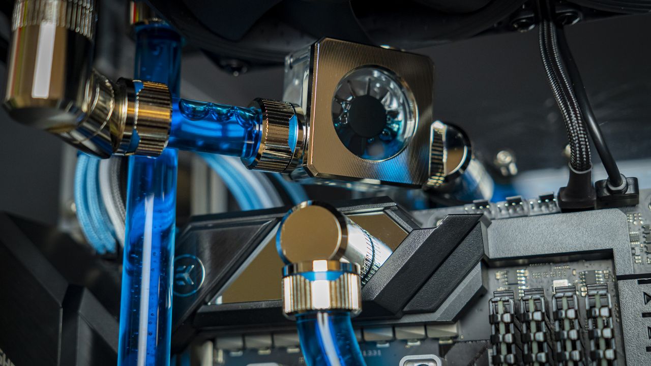 Blue Shift, Spectre III PC Build