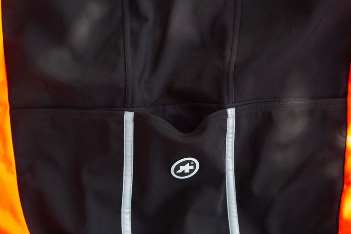 Assos Mille GT Ultraz Evo Winter Softshell Jacket Review | Cyclingnews