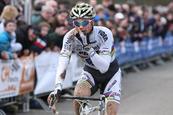 Zdenek Stybar finishes third.