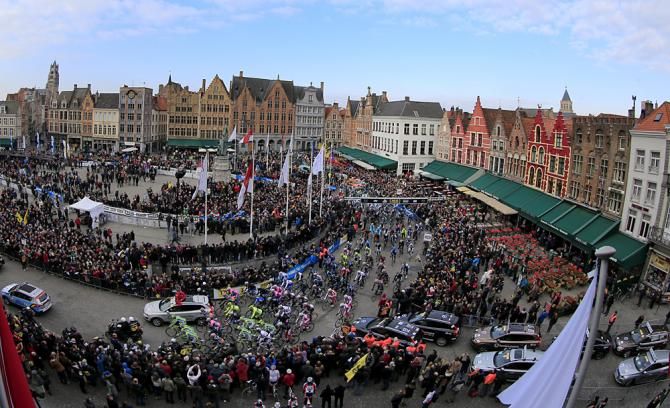 The peloton heads out from Brugge for the Tour of Flanders
