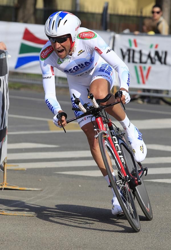 Stefano Garzelli (Acqua e Sapone) put in a strong performance for third.