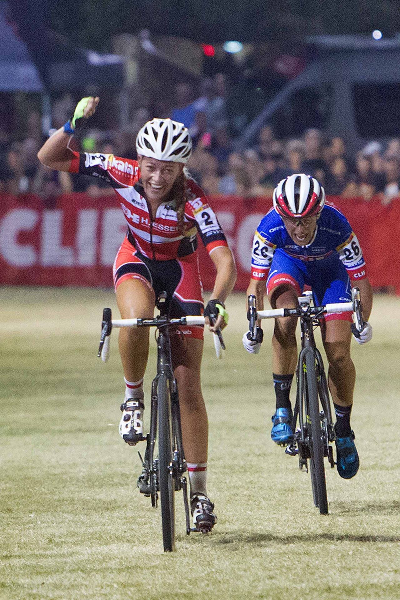 Sophie De Boer wins CrossVegas.