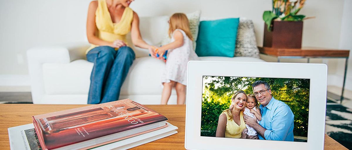 PhotoSpring 10 Digital Photo Frame review