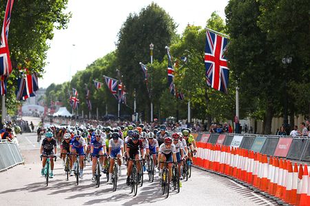 The peloton racing Prudential RideLondon Classique