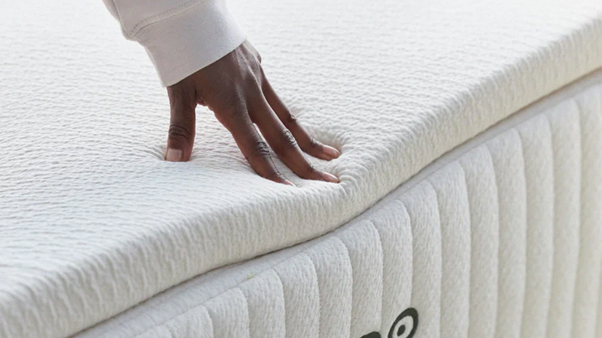 5 signs you should buy a topper, not a mattress, in the Cyber Monday ...