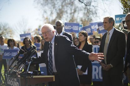Sen. Jeff Merkley endorses Bernie Sanders