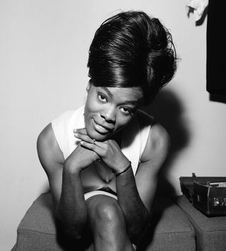 Dionne Warwick took the rappers to task over their misogynistic language