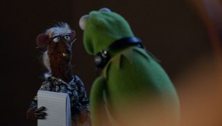 Yolanda and Kermit on The Muppets