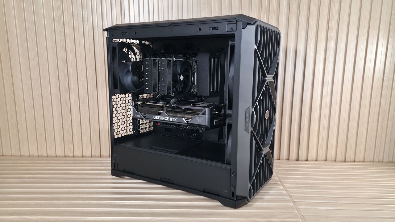 Cooler Master HAF II 500- Case outside
