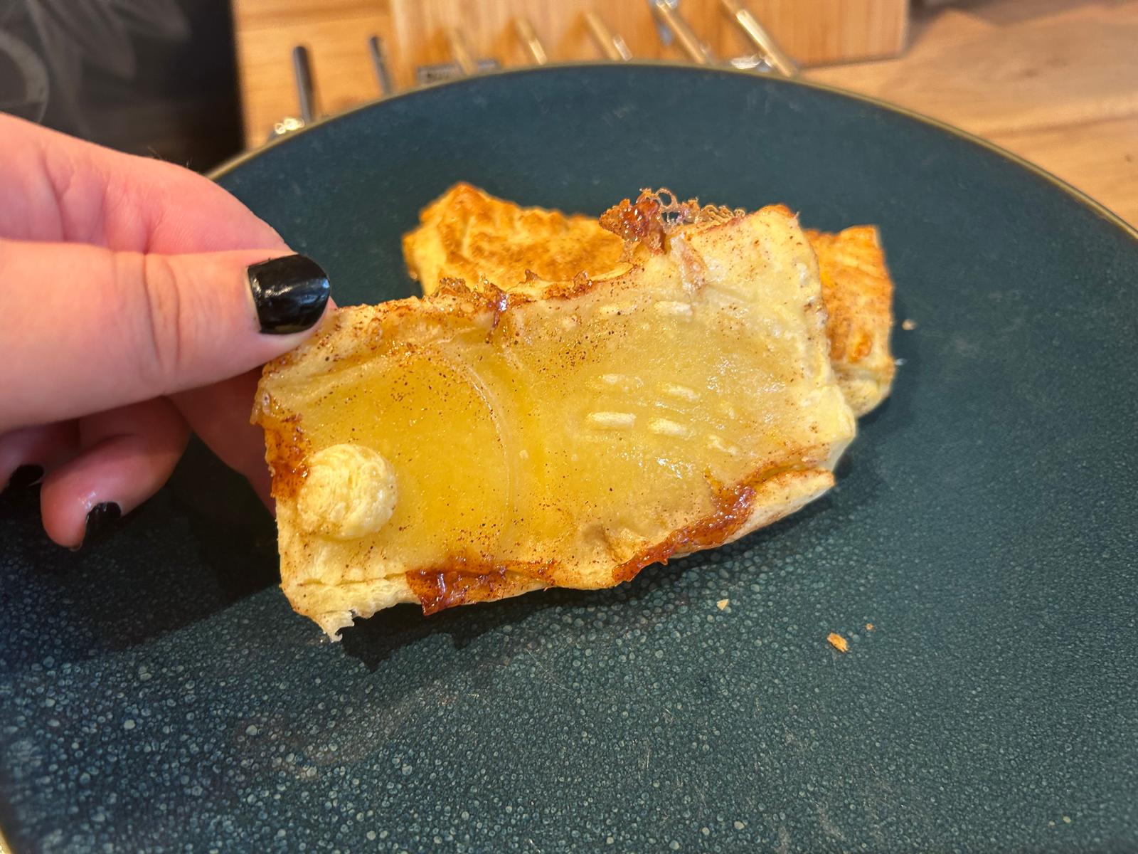 Apple turnover made using Bosch Series 6 Air Fryer