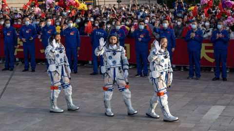 Watch China's Shenzhou 16 Astronauts Return To Earth Tonight (video ...