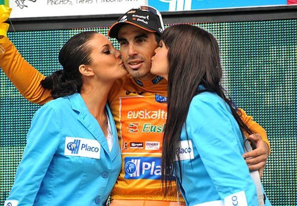 Egoi Mart&iacute;nez (Euskaltel-Euskadi) maintains the lead