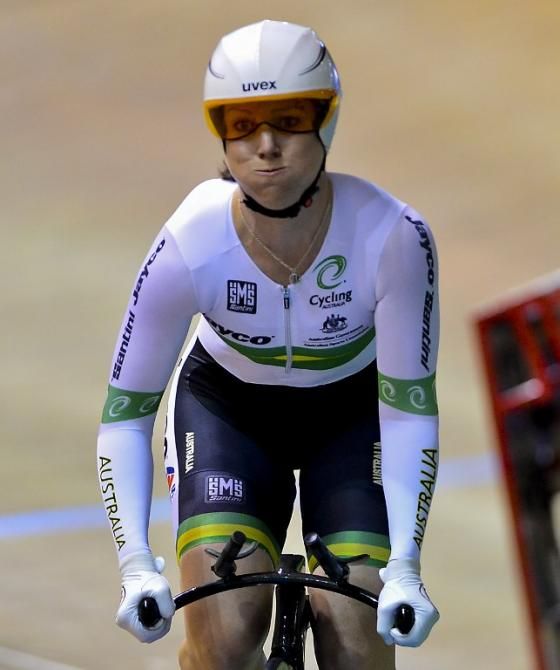 Anna Meares competes in the women's 500m time trial race