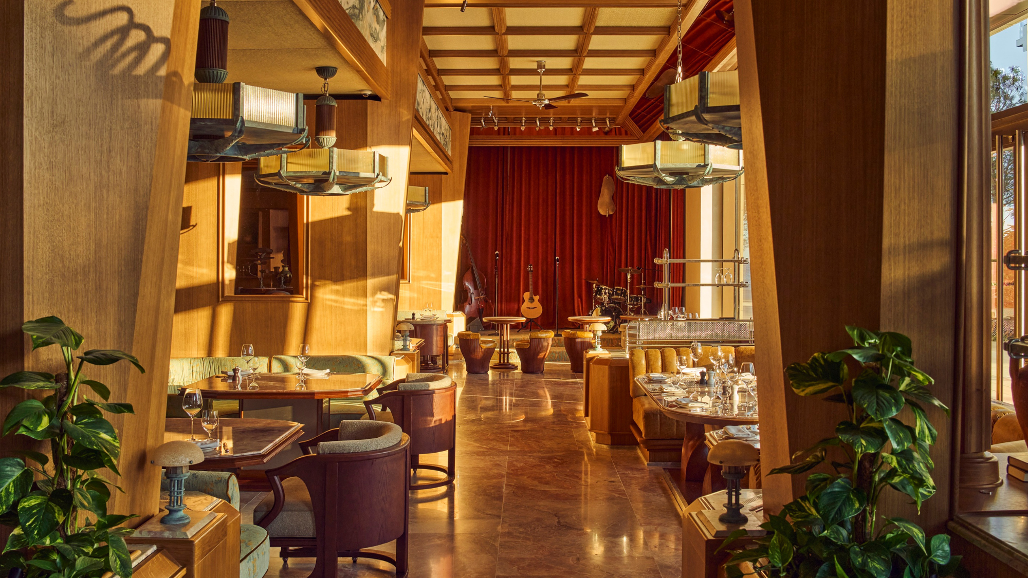 Marlow restaurant interior.