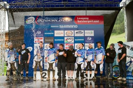 Best downhill team - Chain Reaction Cycles