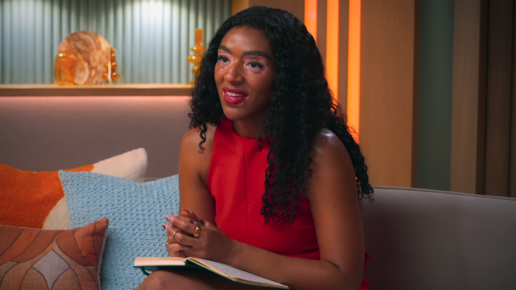 Yasmin in the pods in Love Is Blind UK Season 3