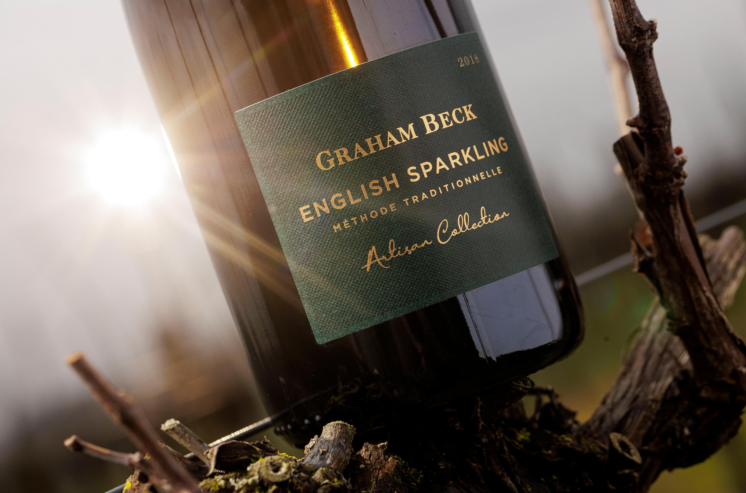 Close-up picture of Graham Beck English sparkling wine label, dark green