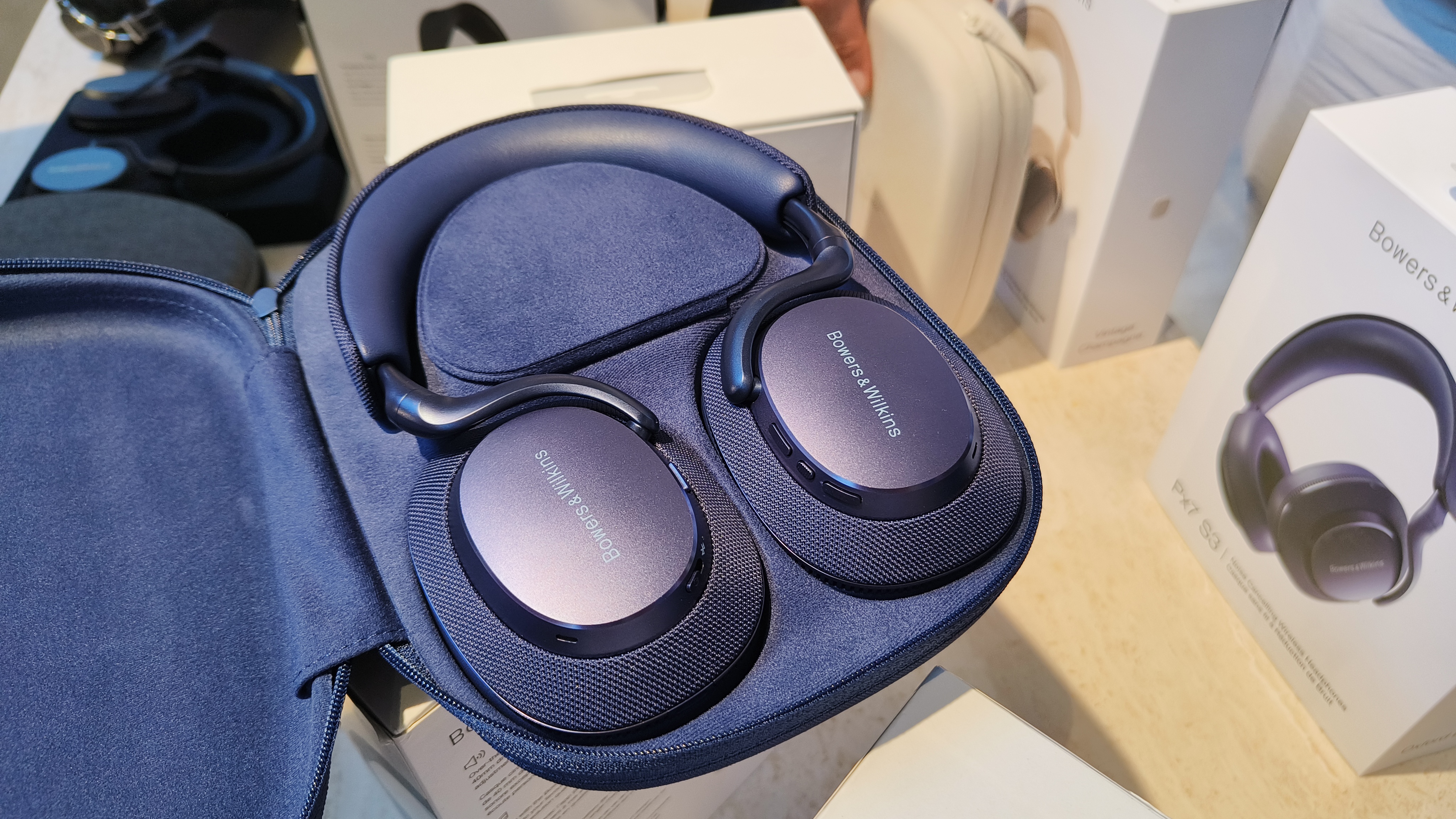 Bowers & Wilkins Px7 S3