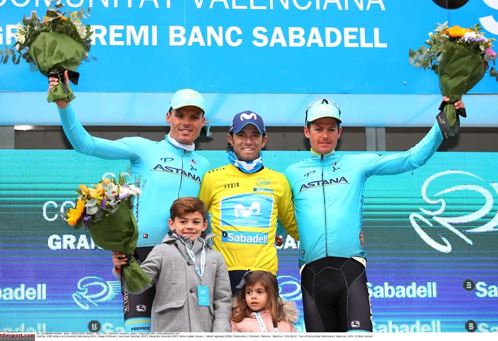 Valverde flanked by Sanchez and Fuglsang on the podium of the Volta a la Comunitat Valenciana