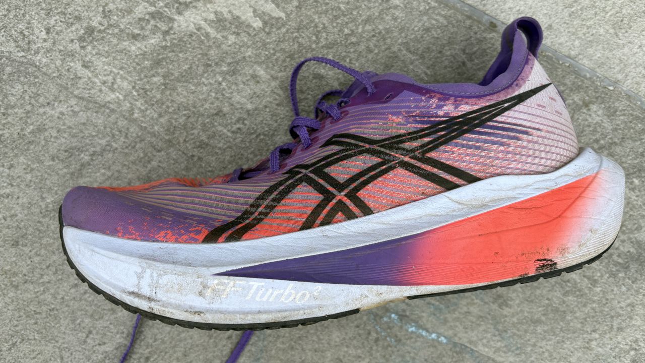 Asics Megablast