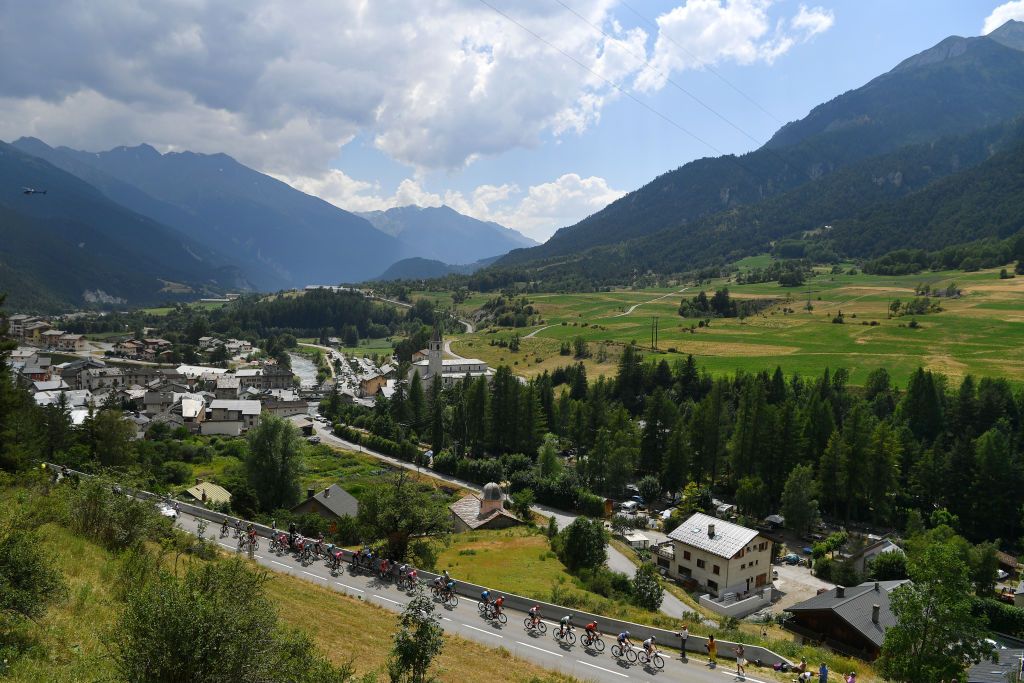The clouds close in at the Tour de France