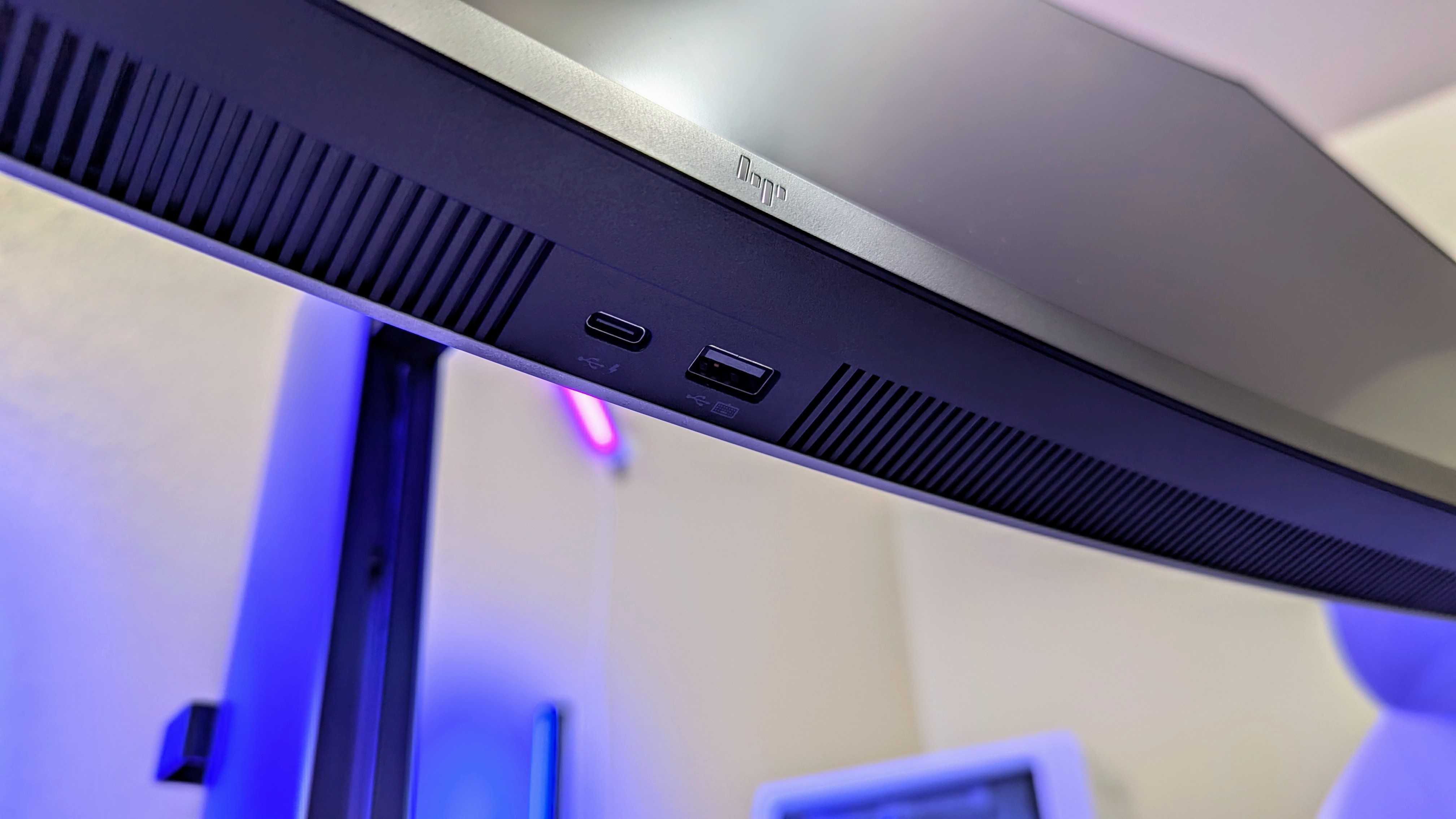Image of the HP Series 7 Pro 34 WQHD Conferencing Monitor (734pm).