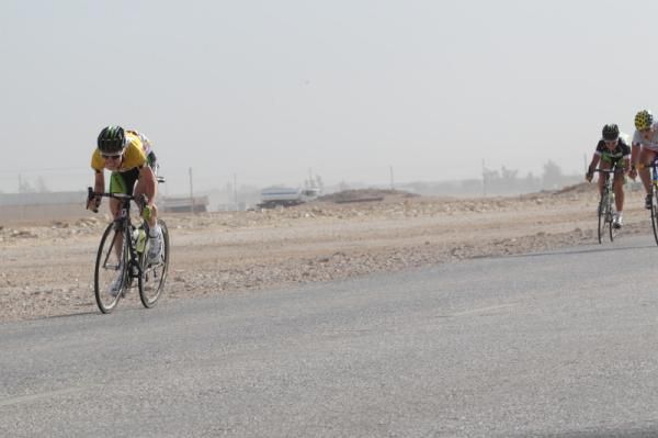 Judith Arndt (GreenEdge-AIS) made sure of the time bonus at the second sprint point, Umm Suwayia Farm