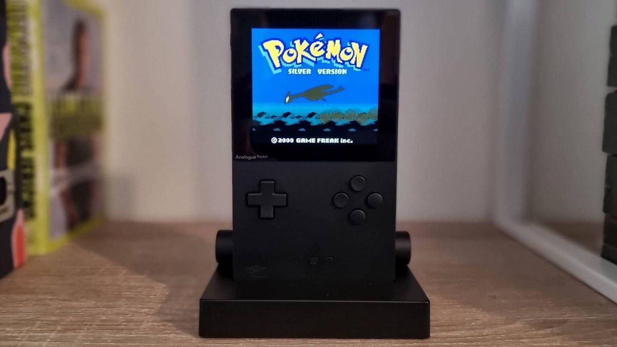 Comparison between Pocket and Nintendo Switch GB/GBA apps : r/AnaloguePocket