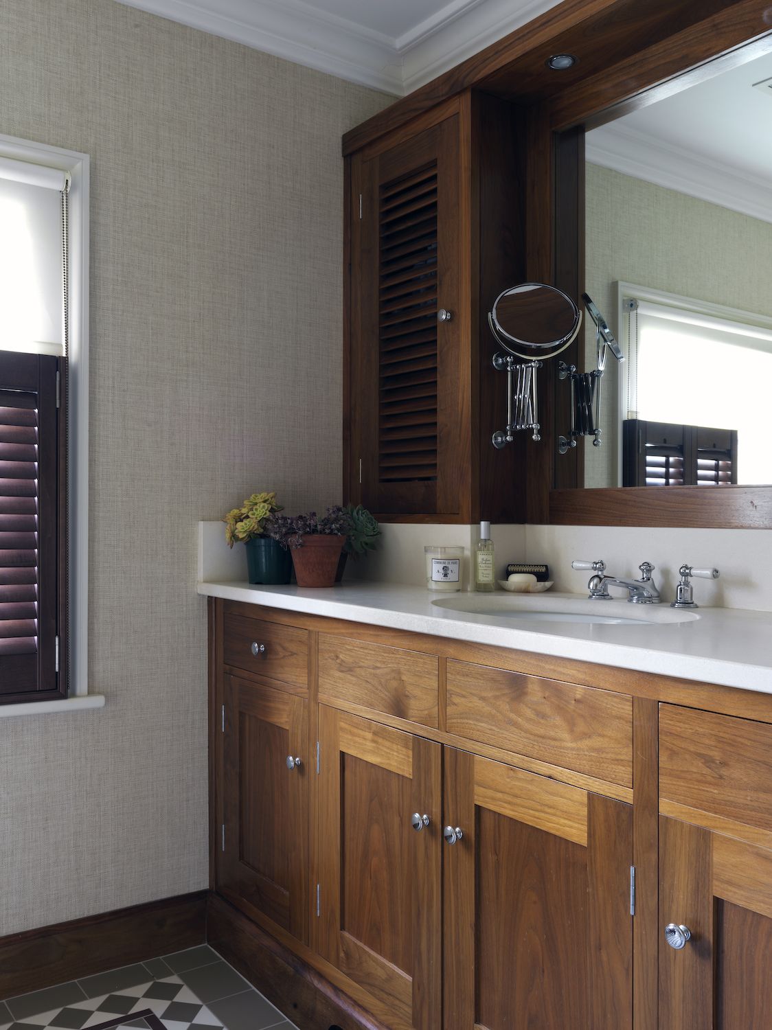 bathroom cabinet
