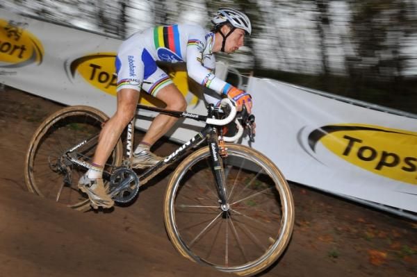World champion Lars van der Haar took a back seat to his teammates but still put in a fine performance.