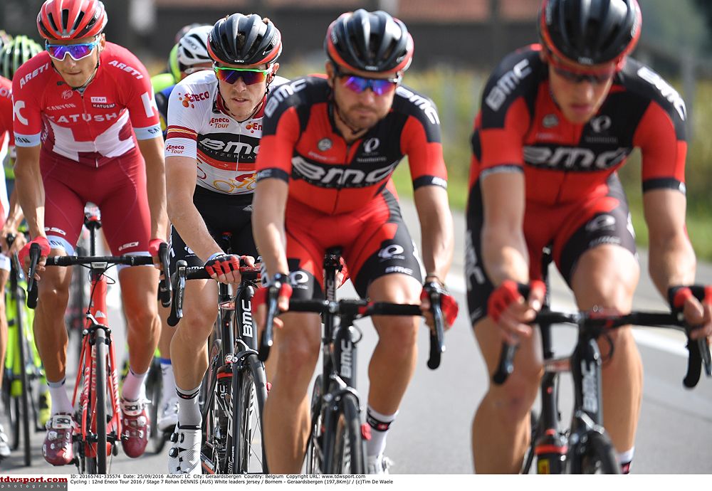 Rohan Dennis was in the overall lead at Eneco Tour but ended up crashing out