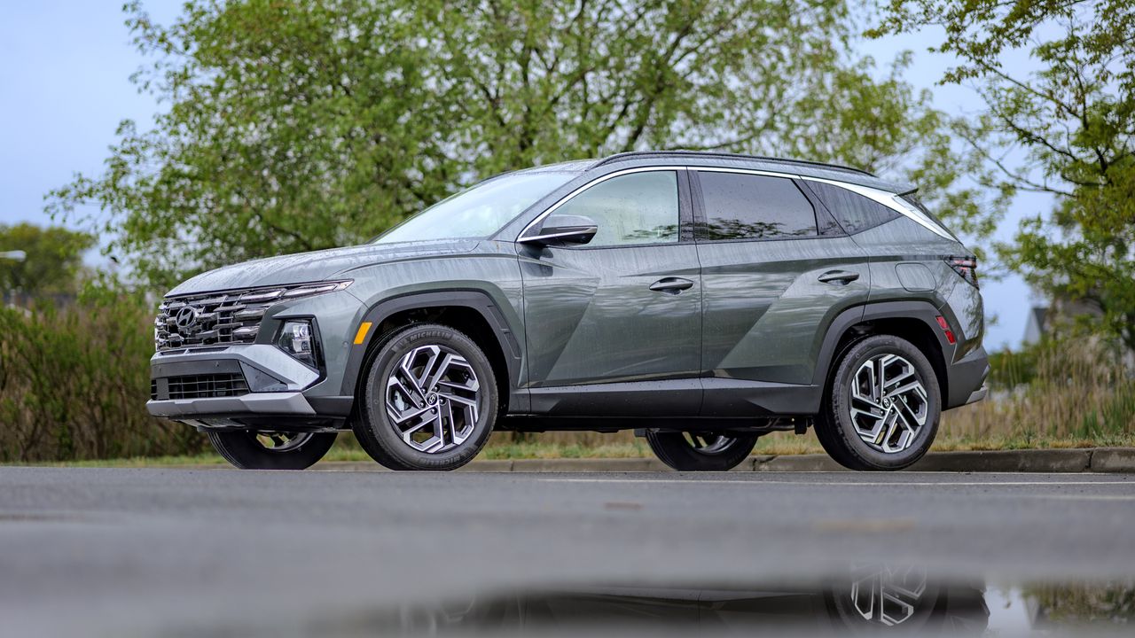2026 Hyundai Tucson Hybrid review.