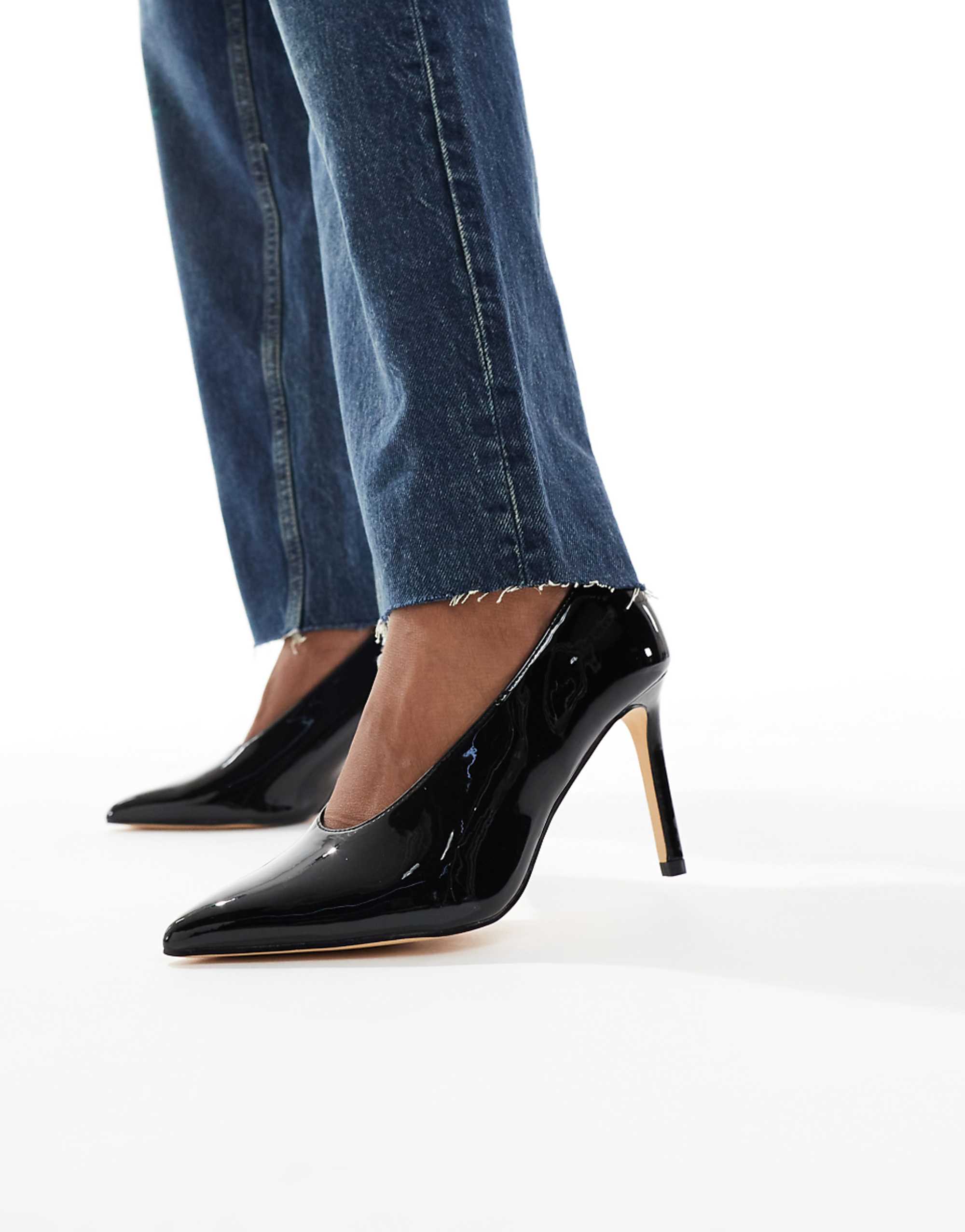 Seqwl Petunia High Vamp Pumps in Patent Black