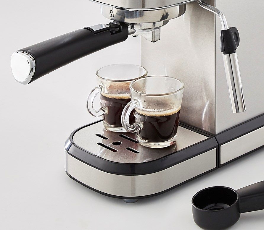 The Morphy Richards Espresso Machine review | Real Homes