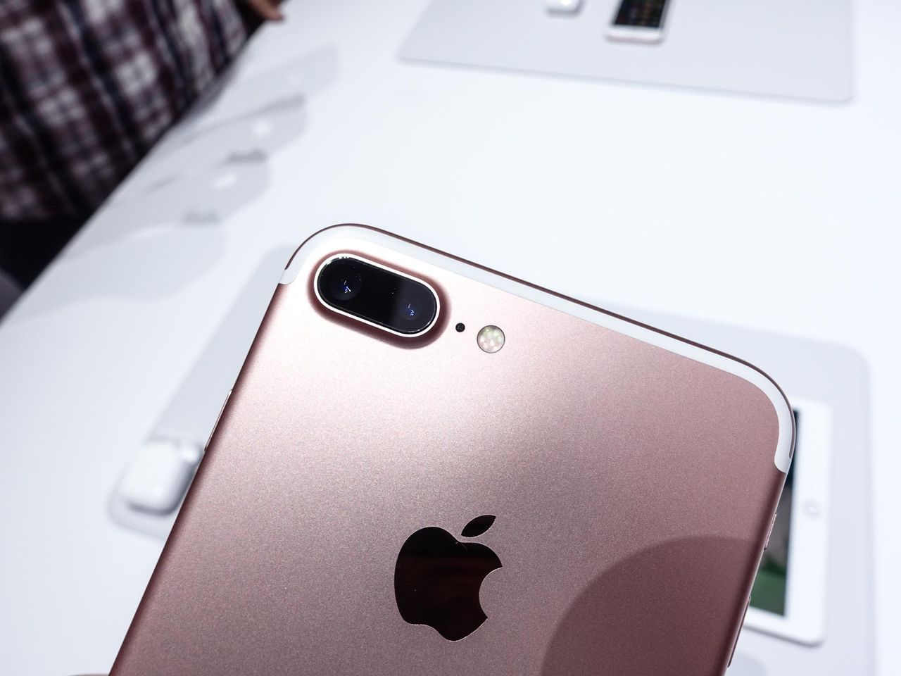 iPhone 7 Plus camera