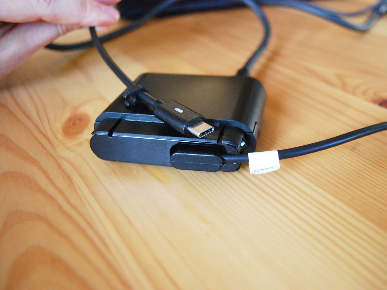 Dell&amp;#39;s USB-C hybrid power bank has a modular design, high price