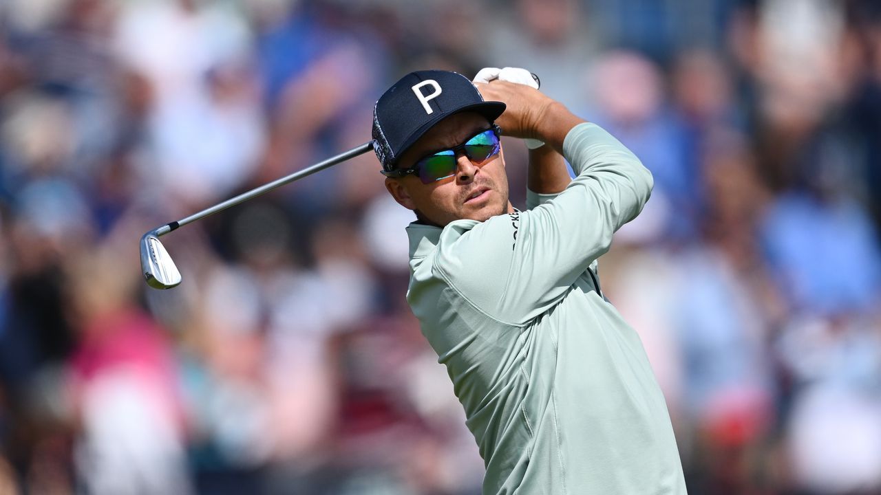 Rickie Fowler tees off the 4th during the Open.