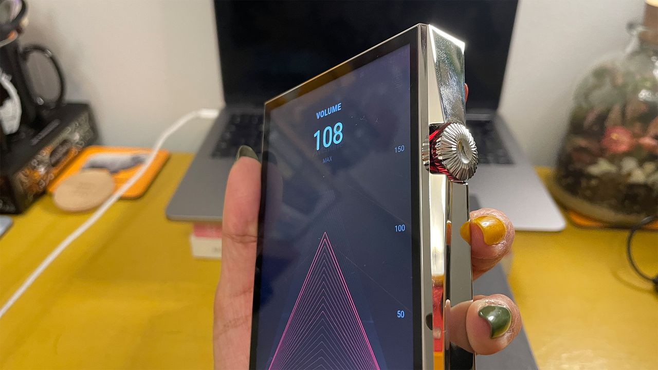 Portable music player: Astell &amp; Kern A&amp;ultima SP3000
