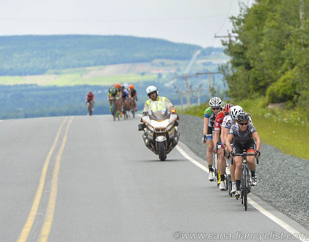 Karol-Ann Canuel (Velocio-SRAM) leads a small break containing Numainville, Ramsden and Jackson