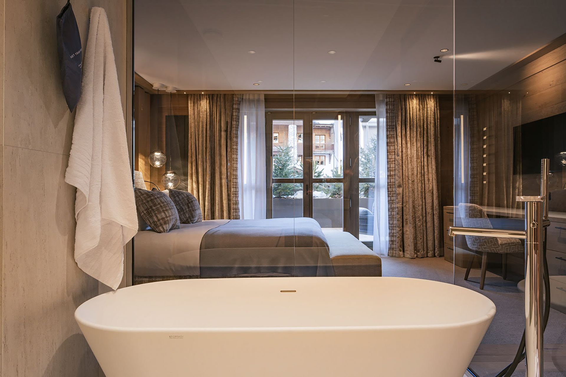 Hip Hideouts at the LeParc Marceau apartment