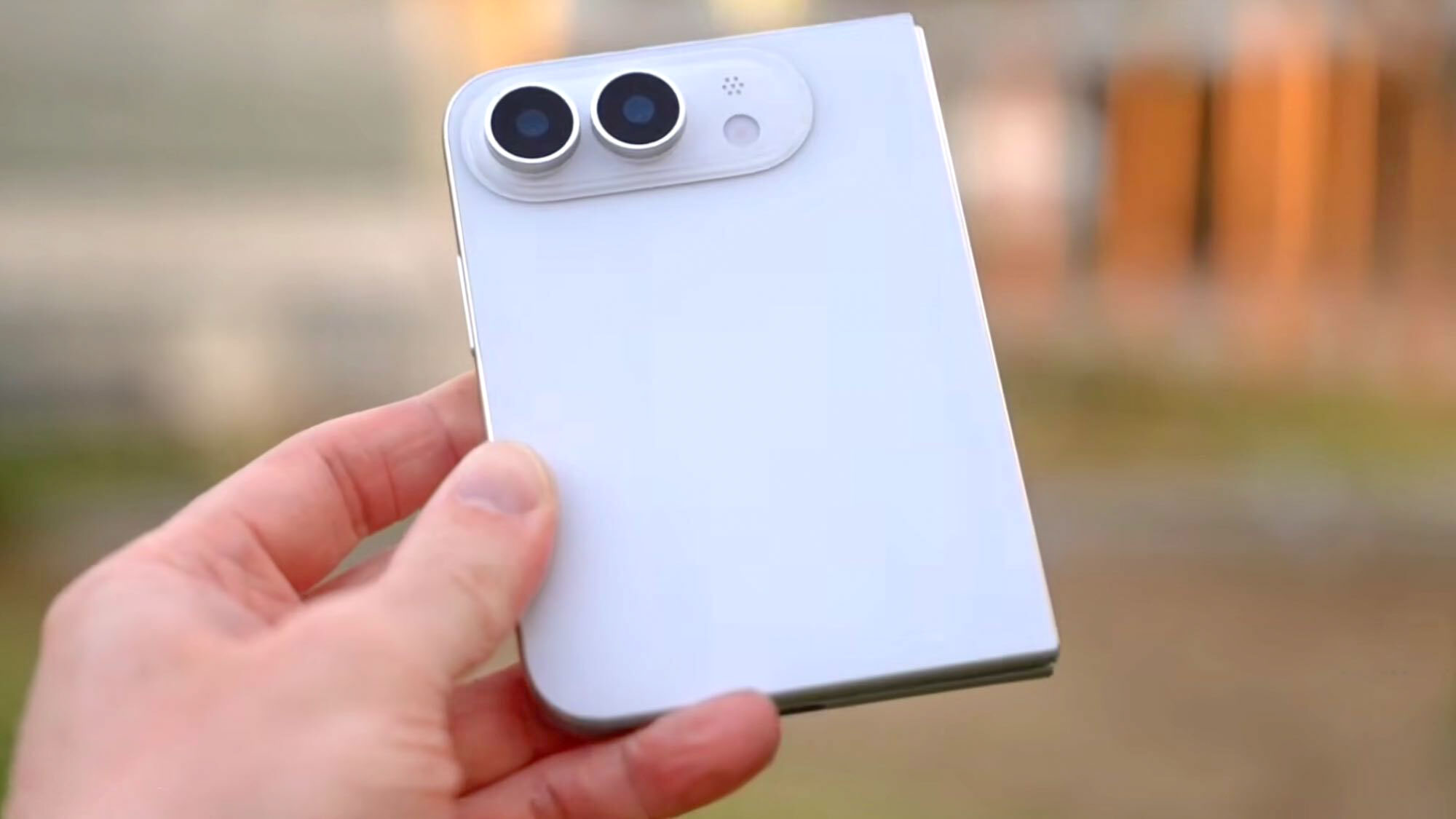iPhone Ultra render shown in hand