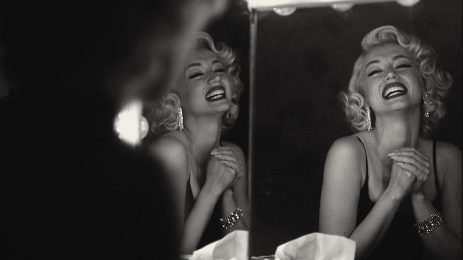 Recreation of Marilyn Monroe's Dress In Niagara Film - New