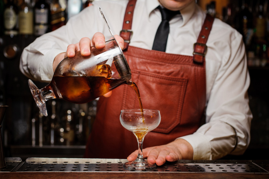 these-are-the-most-popular-cocktails-of-the-last-12-months-1556651033-QBw7-column-width-inline