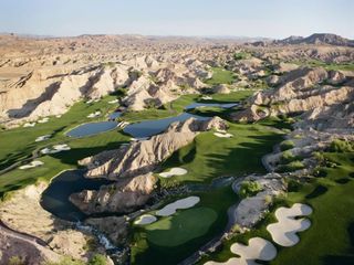 20 Golf Courses To Play In 2017