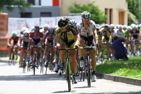 Team Nutrixxion hits the front