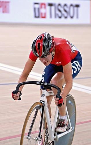 Vos had a crack at the points World Cup race