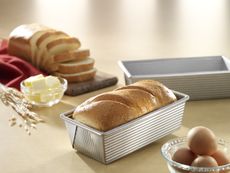 Best bread and loaf pan 