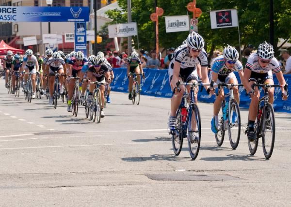 Laura Van Gilder (Mellow Mushroom) is forced to chase down a small group.