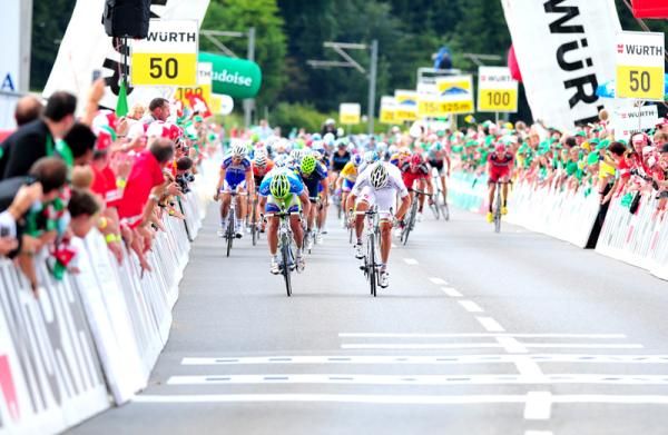 Sagan and Hushovd go head-to-head for the stage win