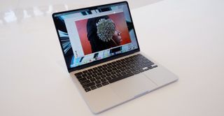 MacBook Air M2 photo editing